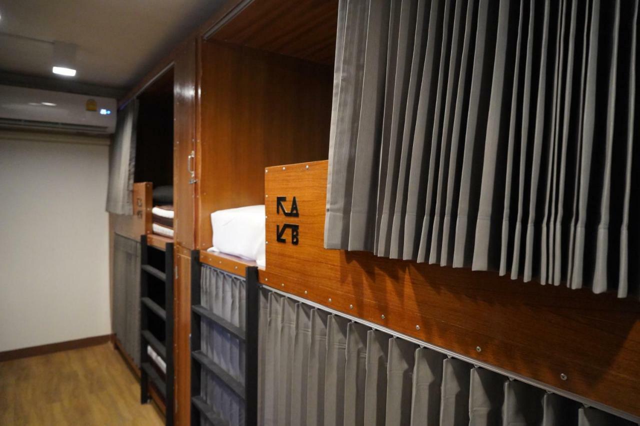Slee Hostel Chiangmai (Adults Only) Chiang Mai Zewnętrze zdjęcie